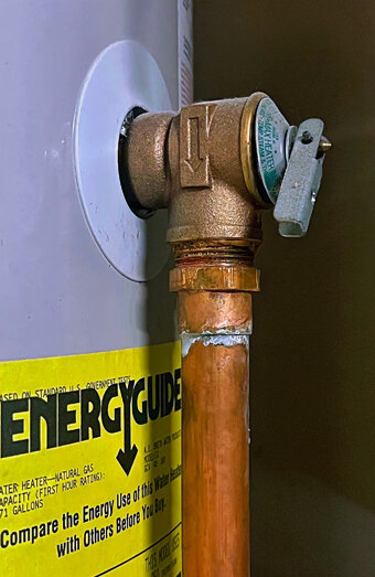https://maddingtonhotwater.com.au/uploads/2025/06/electric-hot-water-system-79298.jpg