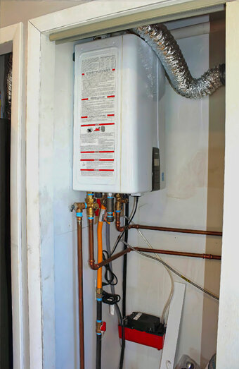 https://maddingtonhotwater.com.au/uploads/2025/06/instant-hot-water-systems-43926.jpg